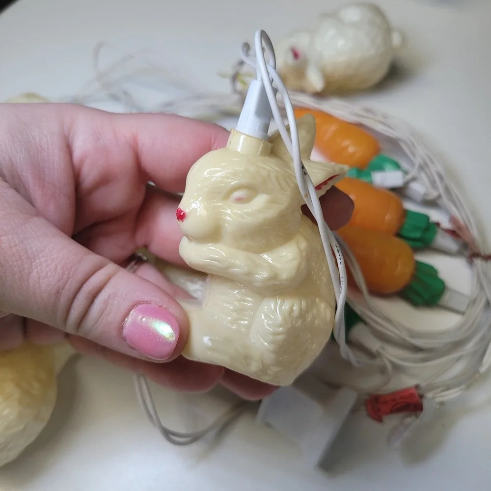Vintage Easter Bunny and Carrot‎ String Lights Blow Mold Plastic Pastel Decor